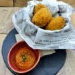 BUÑUELOS DE YUCA Y SETAS